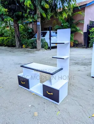 TV Show Case