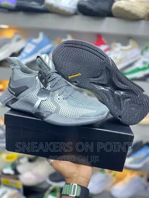 Brand New Adidas Alpha Bounce