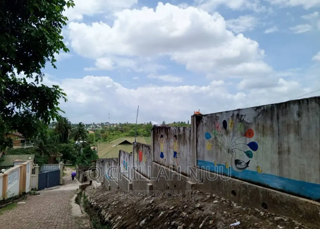 Furnished 4bdrm House in Mbez Estate, Kinondoni for sale