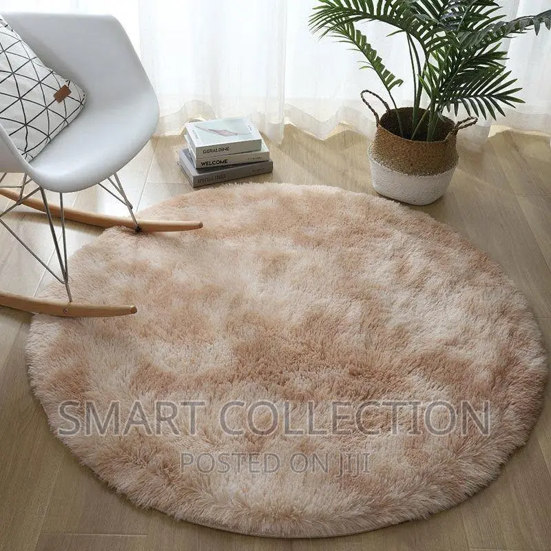1M Diameter Fluffy Carpet