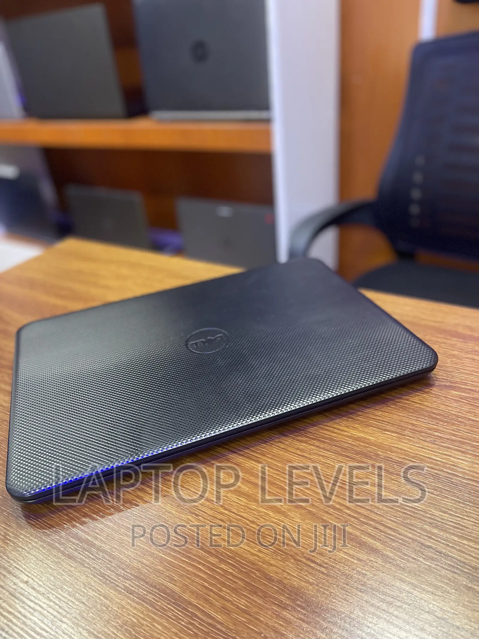 Laptop Dell Inspiron 15 3537 4GB Intel HDD 500GB