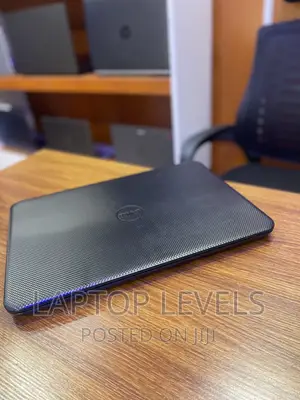Laptop Dell Inspiron 15 3537 4GB Intel HDD 500GB