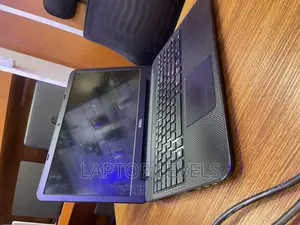 Laptop Dell Inspiron 15 3537 4GB Intel HDD 500GB