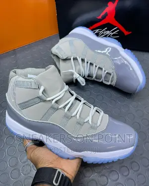 Air Jordan 11