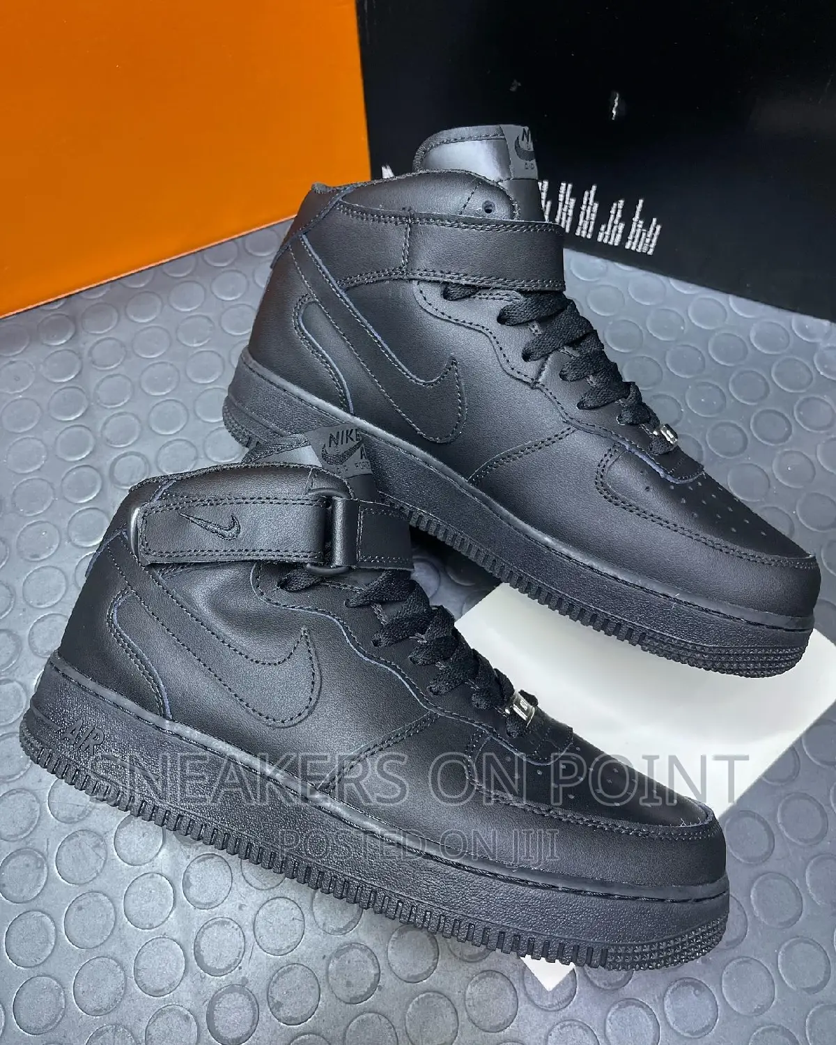 Nike Air Force