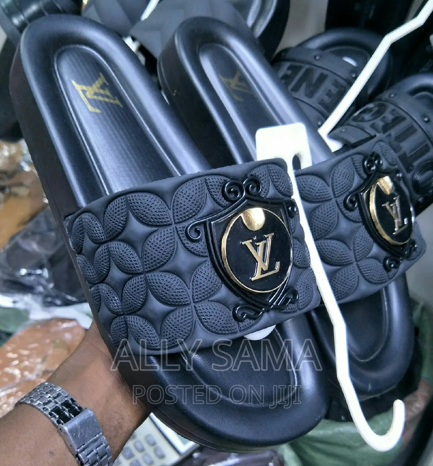 Louis Vutton Black Quality Material Rubber