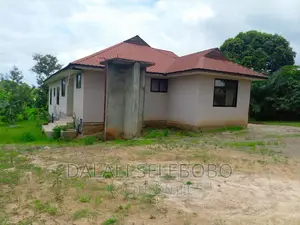 4bdrm Bungalow in Goba Kontena for sale