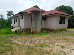 4bdrm Bungalow in Goba Kontena for sale