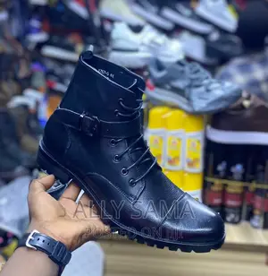 Belloneare Travolta Black Material Pure Leather
