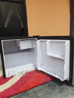 Mr Uk Min Fridge Inagandisha Na Kupooza Vzur