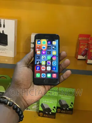 Apple iPhone 7 128 GB Black
