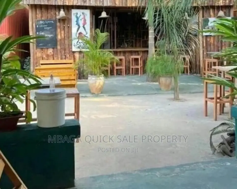Bar and Restaurants for Rent Near Coco Beach Oyster Bay