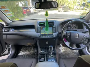 Toyota Crown 2008 Silver