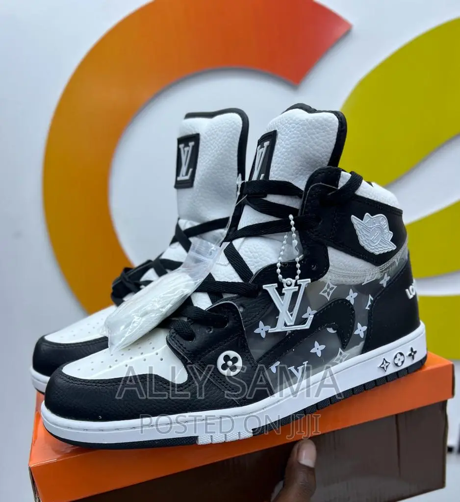 Mens Sneakers Louis Vuitton Original Two Colors