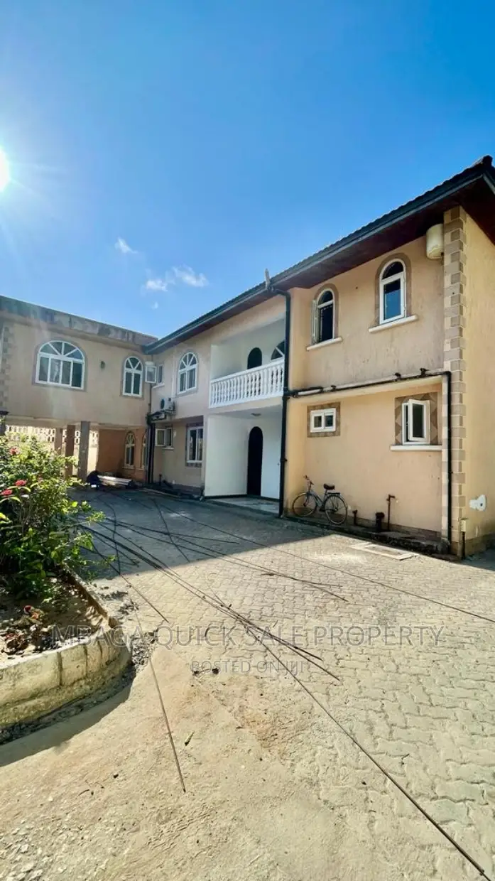 4bdrm House in Mikocheni for rent
