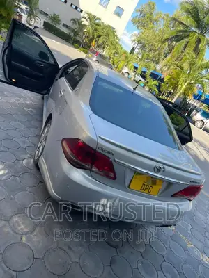 Toyota Crown 2008 Silver