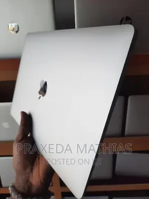 Laptop Apple MacBook Air 2019 8GB Intel Core I7 SSD 128GB