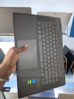 New Laptop HP Spectre X360 15 16GB Intel Core I7 SSD 1T