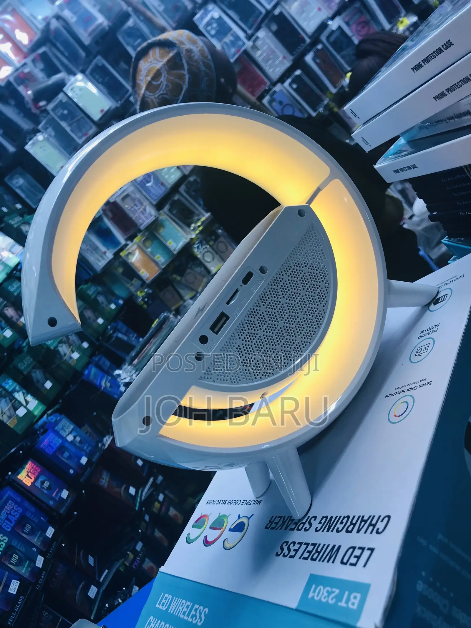 Bluetooth Speaker With Wireless Fast Charger