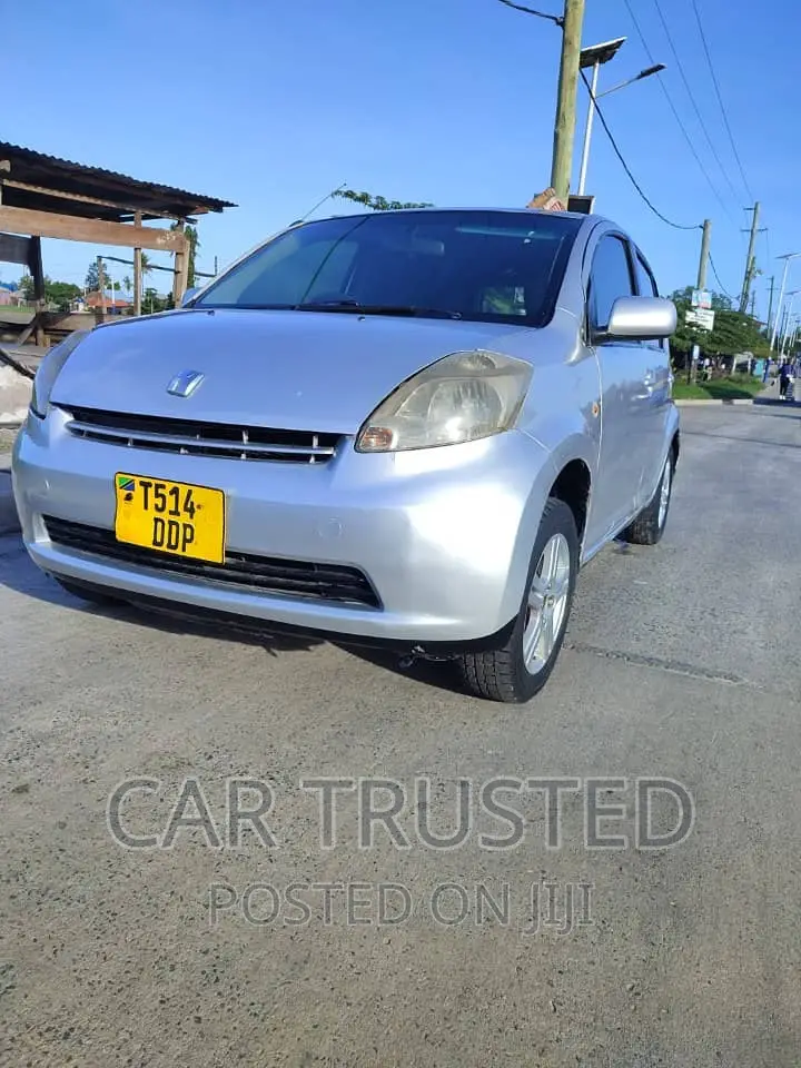 Toyota Passo 1.3 FWD 2006 Silver