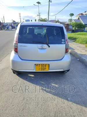 Toyota Passo 1.3 FWD 2006 Silver