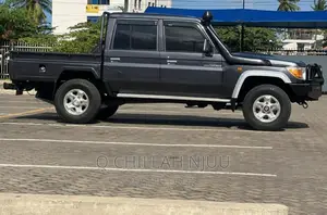 Toyota Land Cruiser 2016 Black