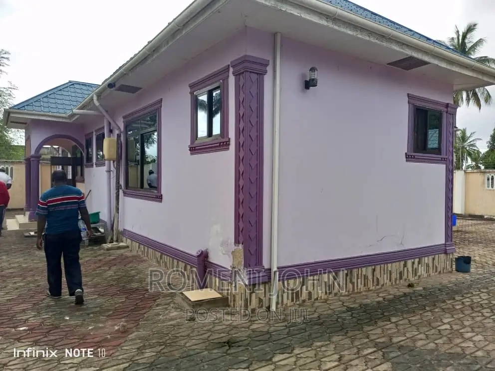 6bdrm Townhouse/Terrace in Tanzania Dsm Ukonga, Ilala for sale