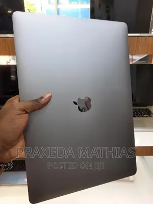 Laptop Apple MacBook Pro 2019 16GB Intel Core I7 SSD 512GB