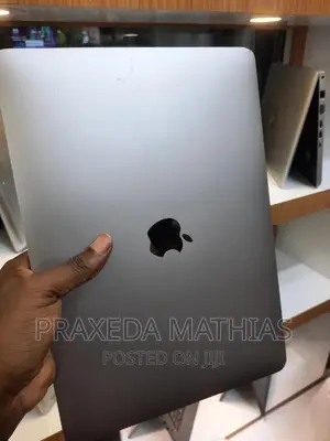 Laptop Apple MacBook Pro 2016 16GB Intel Core I5 SSD 256GB