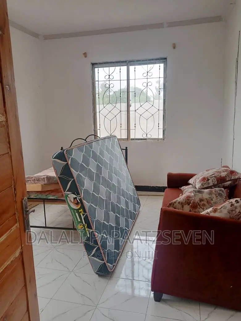 3bdrm House in Dalalipapaatzseven, Kinondoni for sale