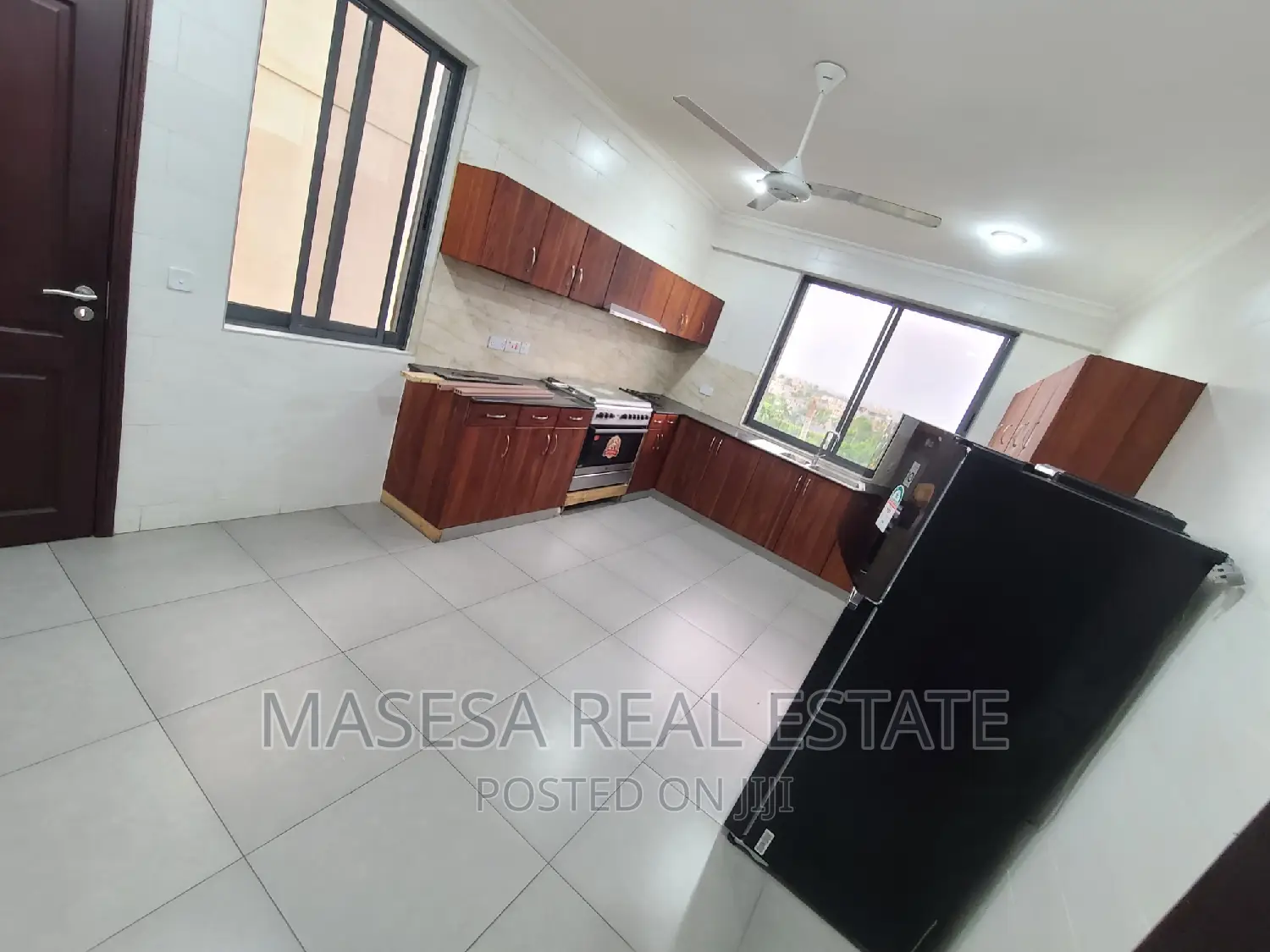 4bdrm Penthouse in Mikocheni for rent