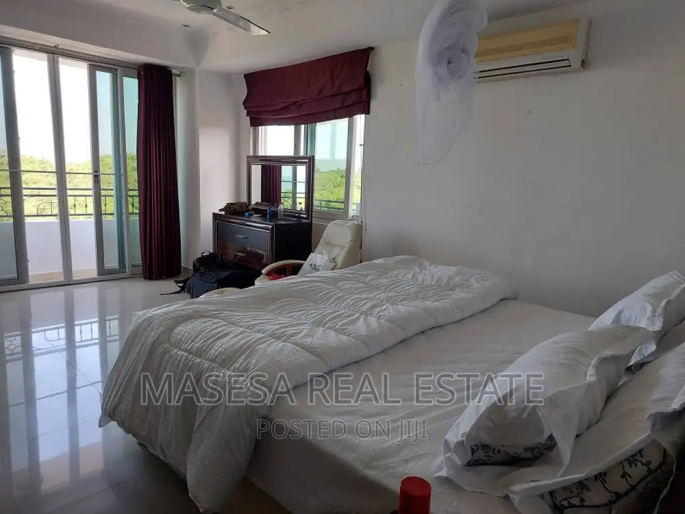Furnished 3bdrm Penthouse in Mikocheni for rent