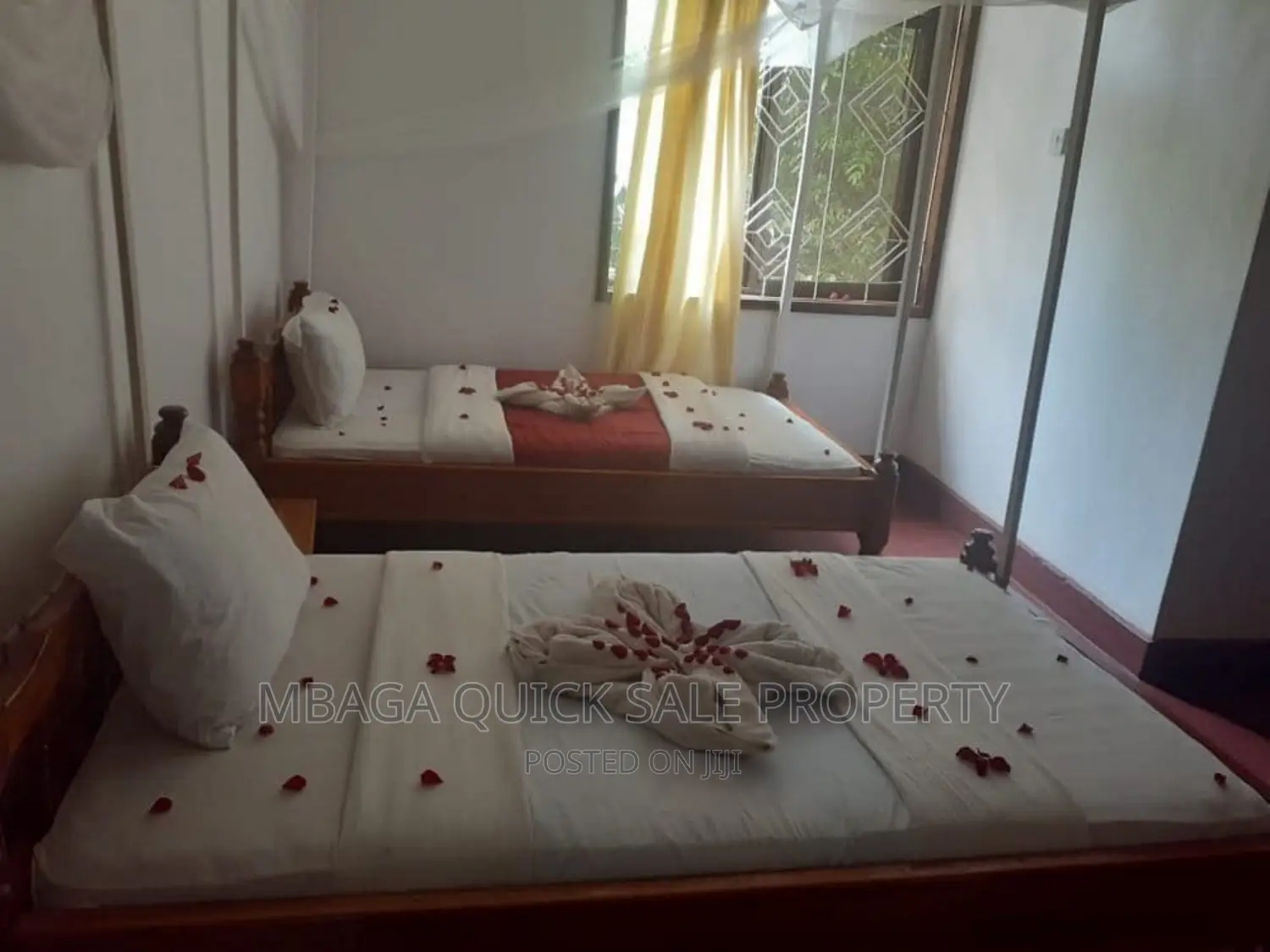 20bdrm House in Moshi for sale