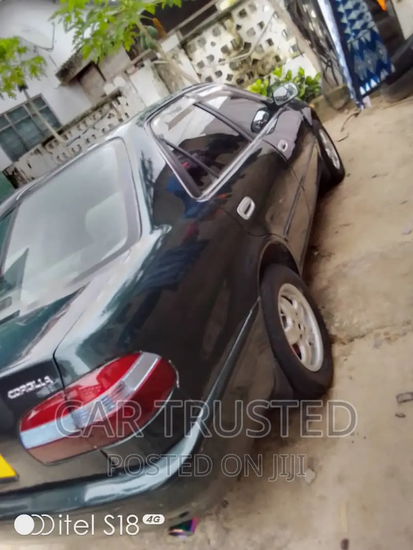 Toyota Corolla G 1.5 4WD Automatic 2000 Gray