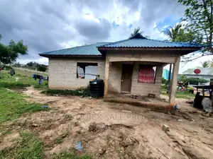 3bdrm House in Goba for sale