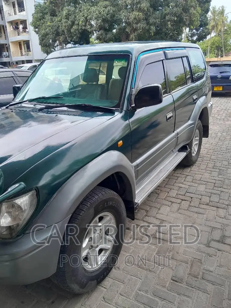 Toyota Land Cruiser Prado 2.7 16V 5dr 1999 Green