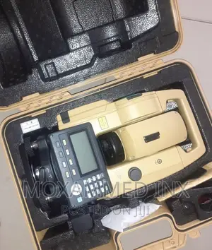 Topcon GTS1002N Reflectorless (Japan); Complete With Accesso