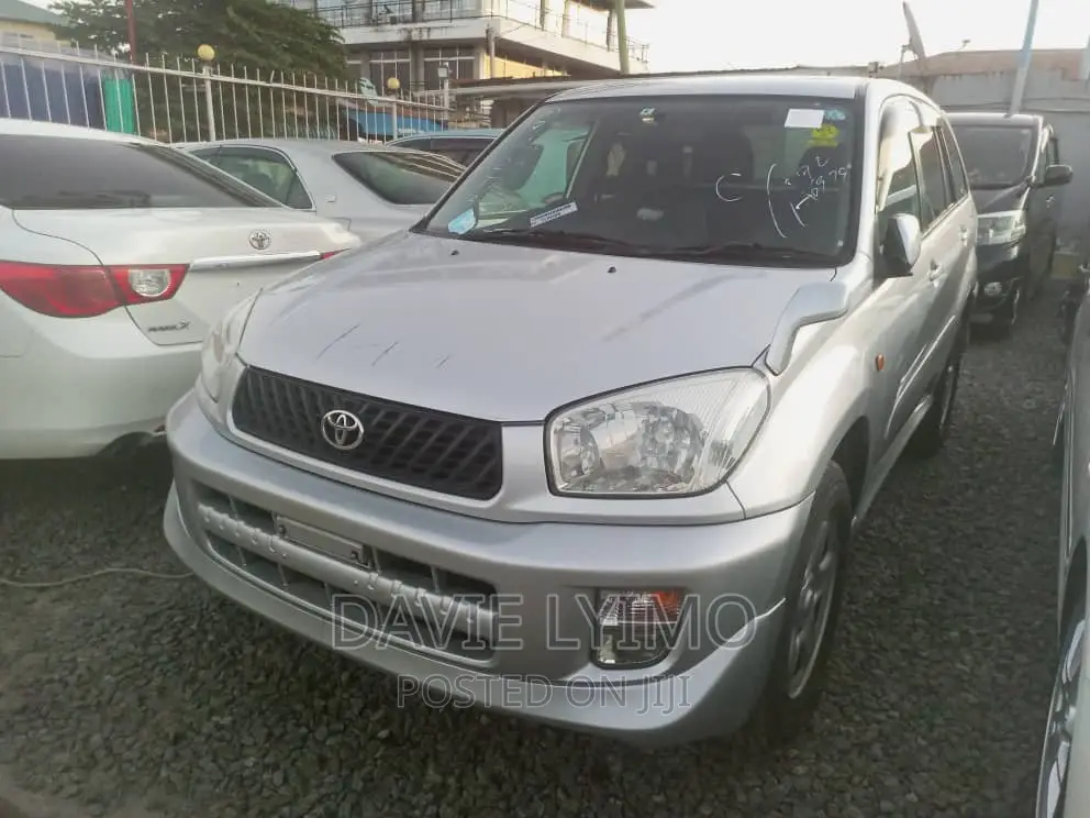 Toyota RAV4 Automatic 2002 Silver
