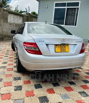 Mercedes-Benz C200 2018 Silver