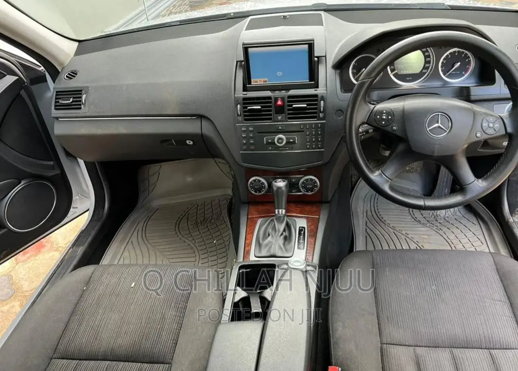 Mercedes-Benz C200 2018 Silver