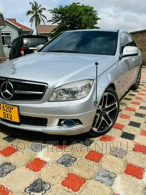 Mercedes-Benz C200 2018 Silver
