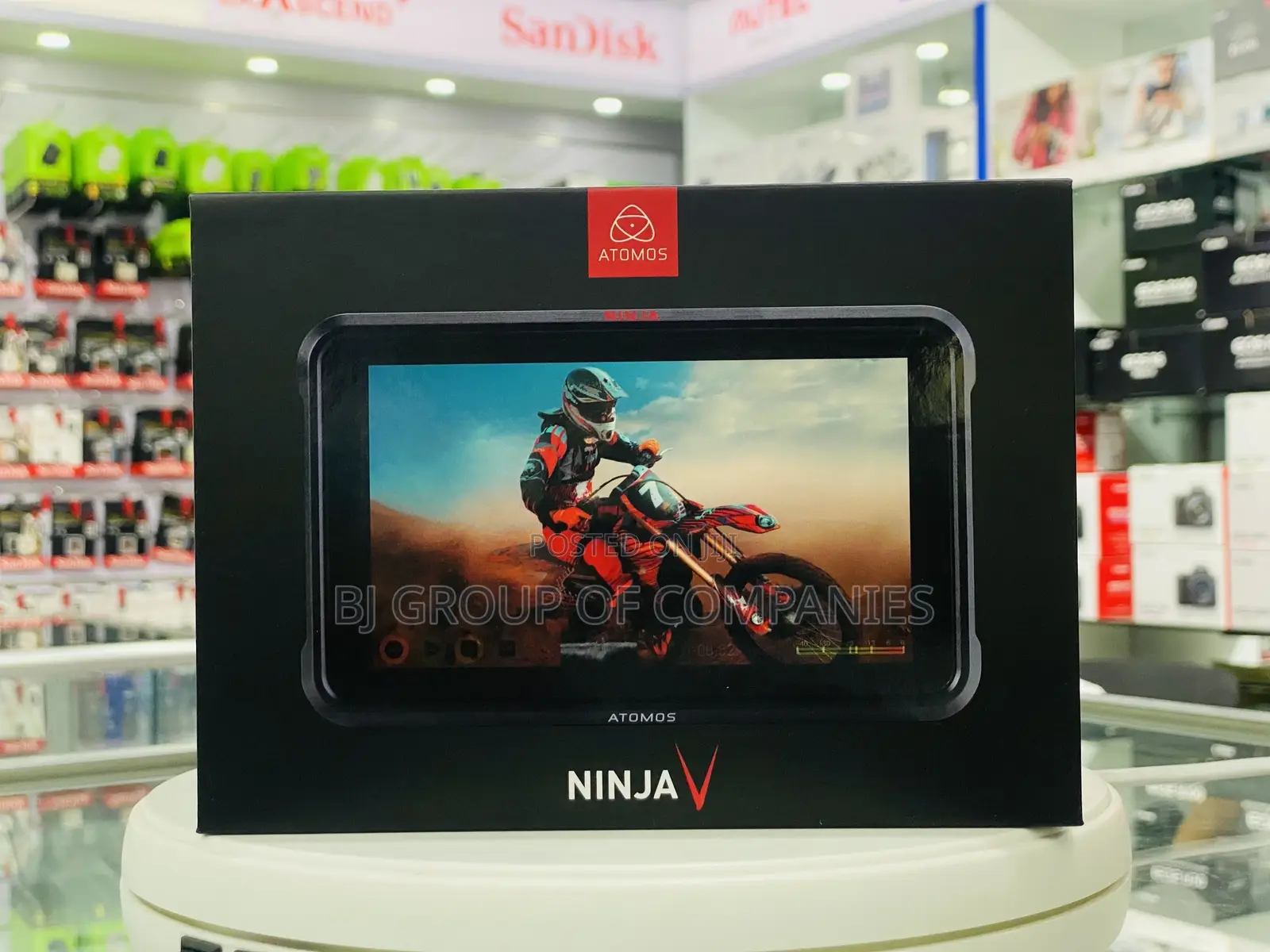 NINJA v Atomos Screen