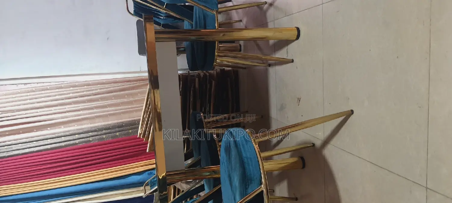 Dinning Table Adjustable Design With 6 Chairs