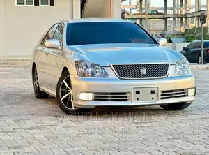 Toyota Crown Royale 2005 Silver