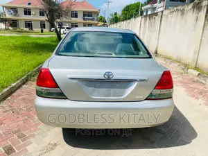 Toyota Mark II 2003 Silver