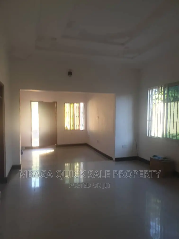4bdrm House in Kinondoni for rent