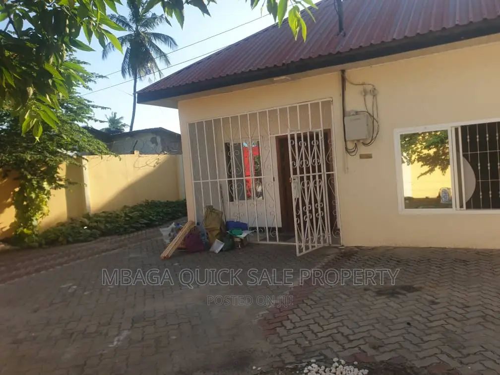 4bdrm House in Kinondoni for rent