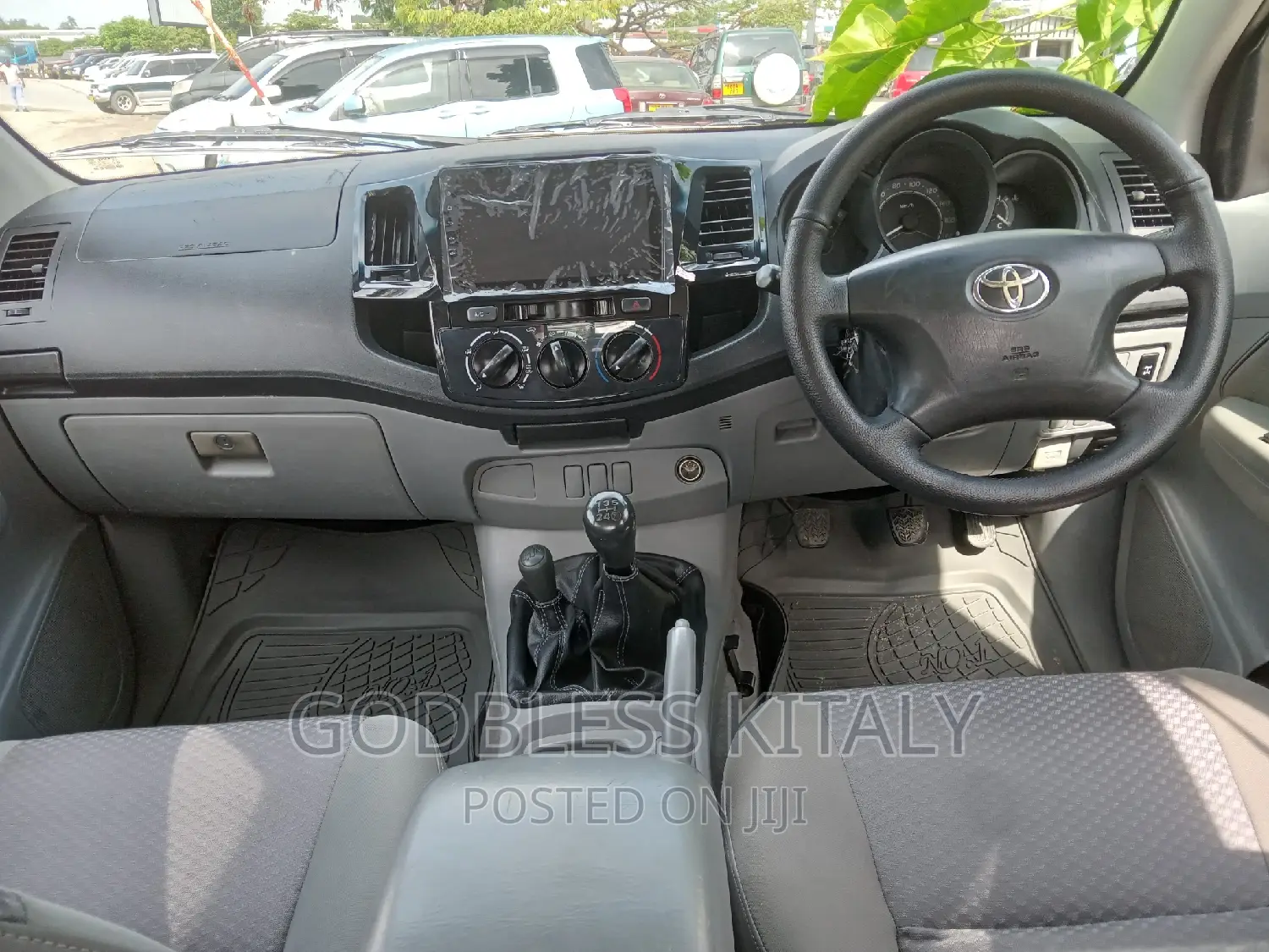 Toyota Hilux 2008 White