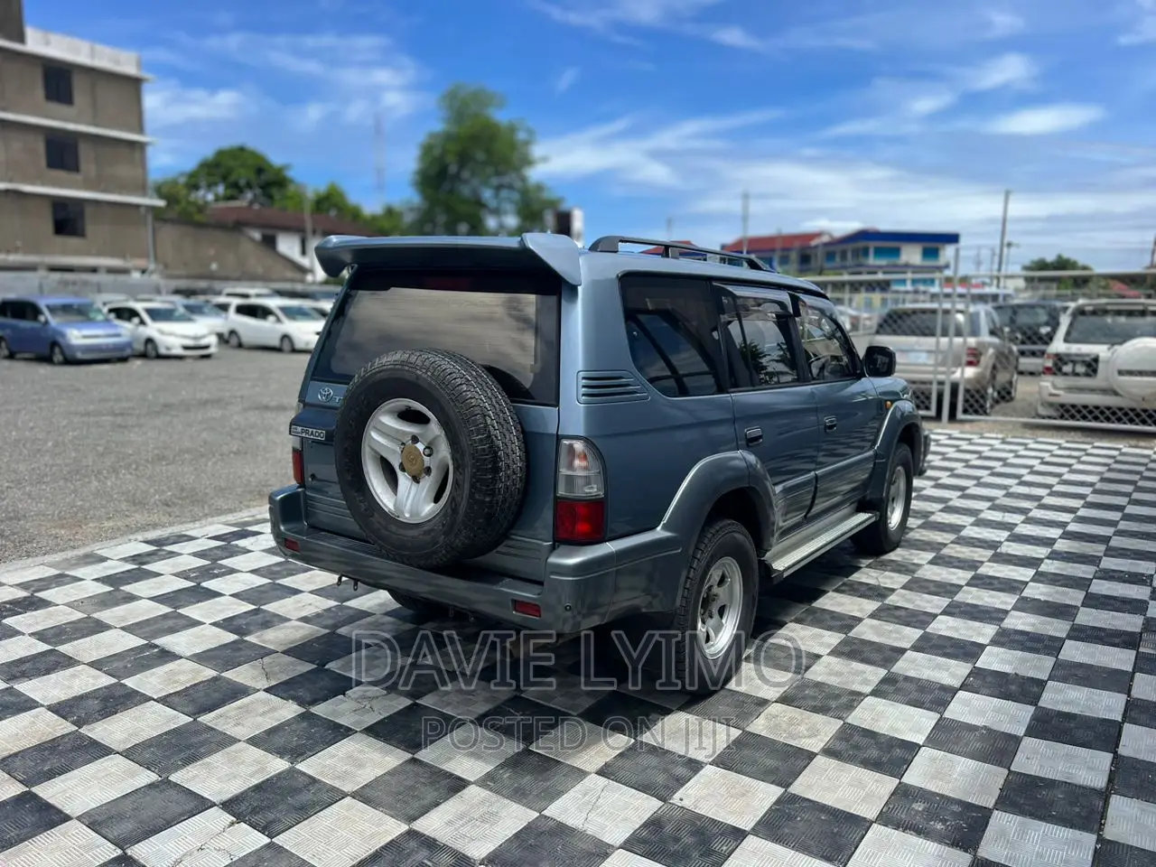 Toyota Land Cruiser Prado 3.4 V6 2000 Gray