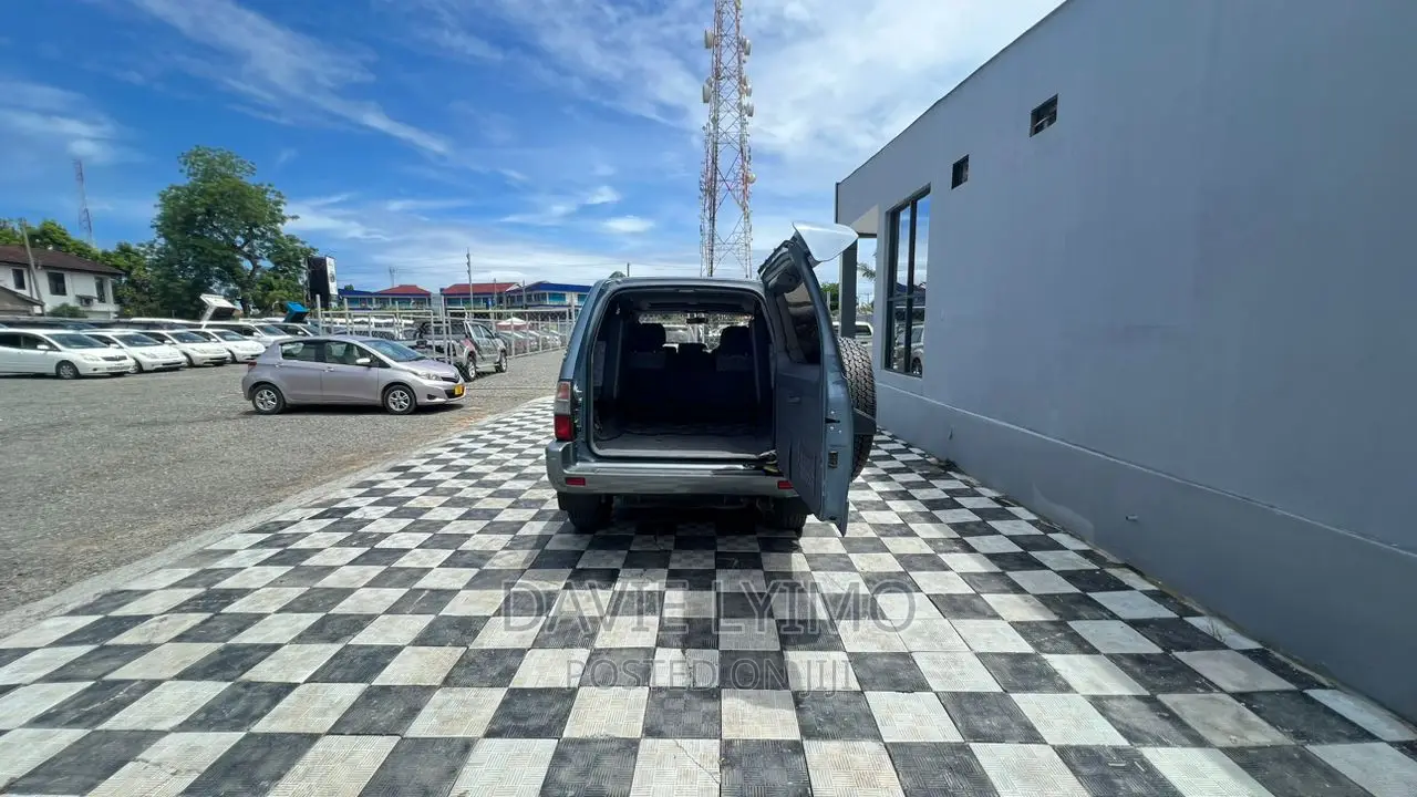 Toyota Land Cruiser Prado 3.4 V6 2000 Gray